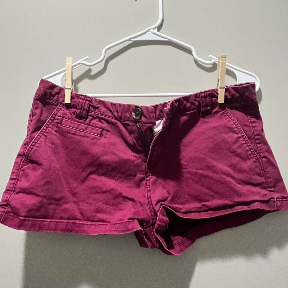 Express khaki shorts maroon size 8